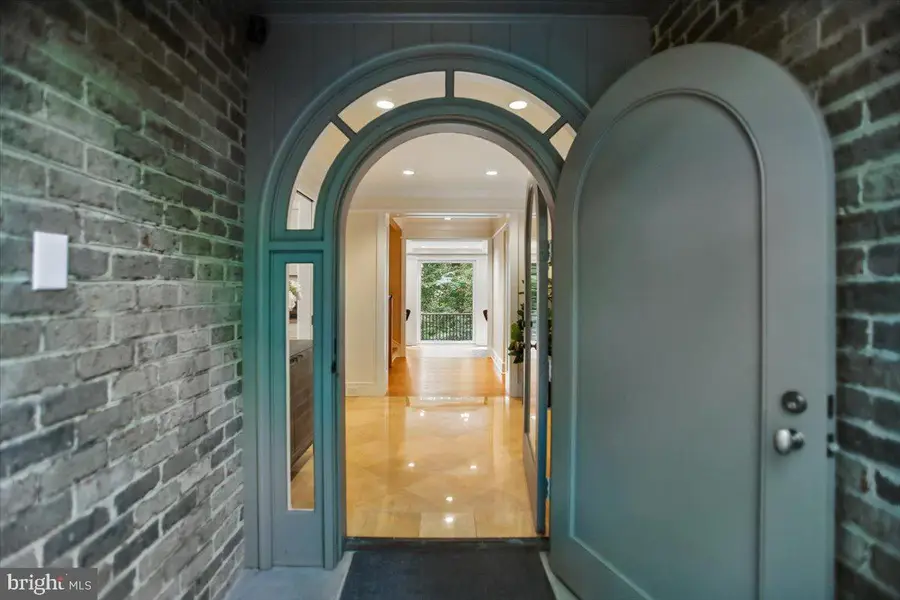700 Belgrove Rd, McLean, VA 22101 - #3