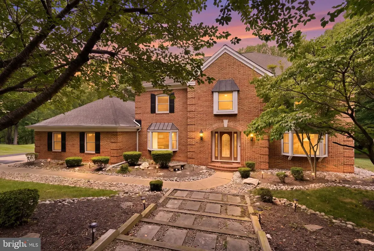 7124 Ivakota Rd, Clifton, VA 20124 - #1