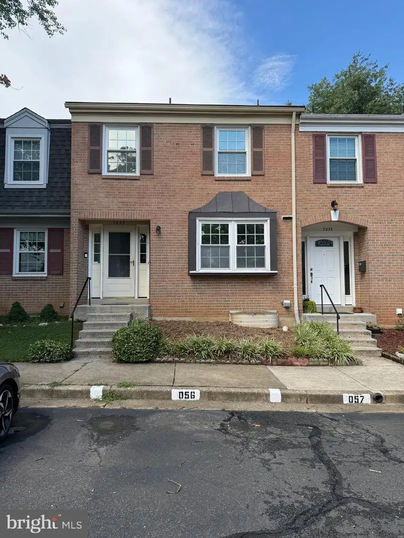 7235 Reservoir Rd, Springfield, VA 22150 - #2