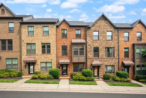 9345 Lemon Mint Ct, FAIRFAX, VA 22031