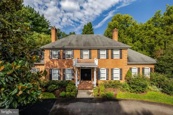216 River Park Dr, GREAT FALLS, VA 22066