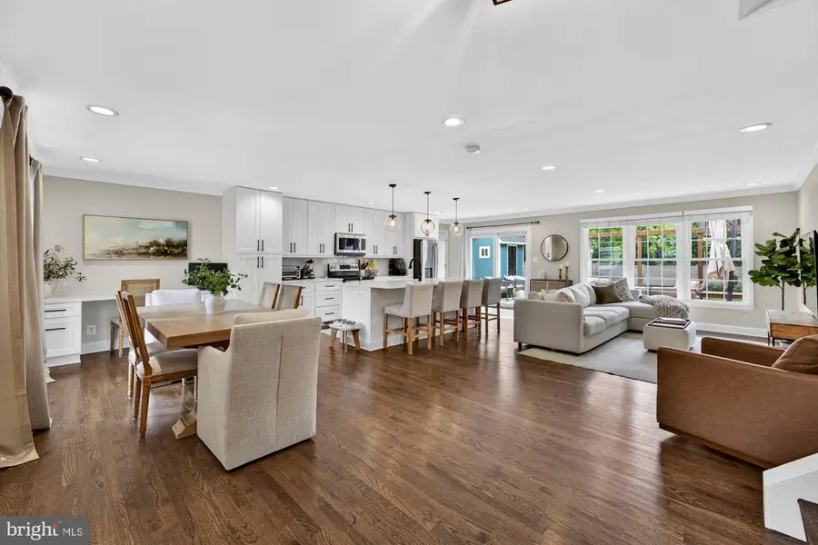 225 Manvell Rd Se, Vienna, VA 22180 - #2
