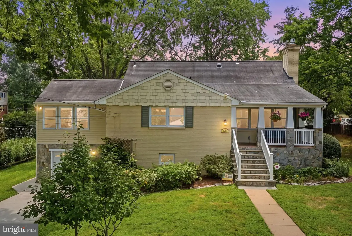 1919 Youngblood St, McLean, VA 22101 - #1