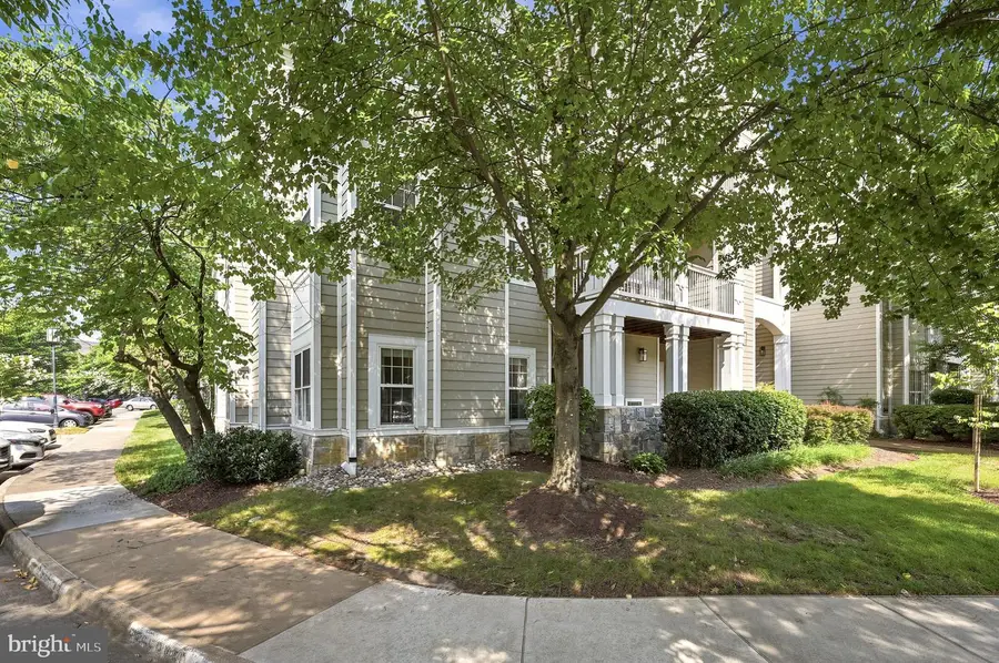 1701 Lake Shore Crest Dr #16, Reston, VA 20190 - #3