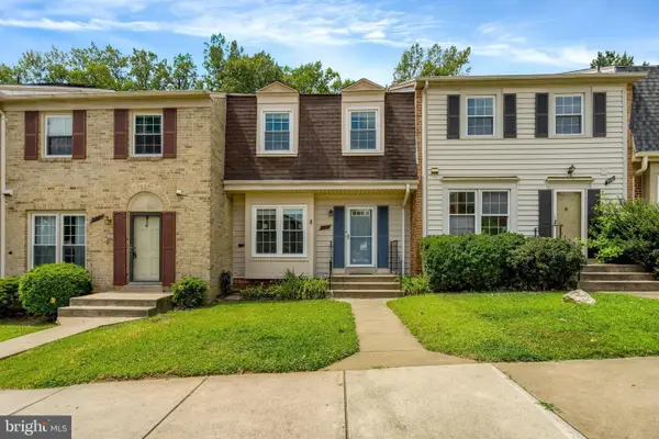 9944 Whitewater Dr, BURKE, VA 22015