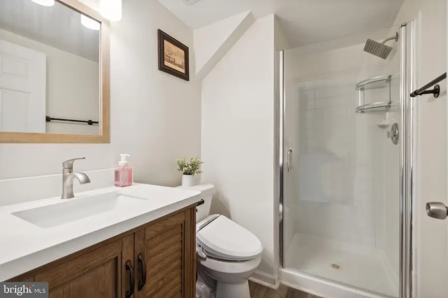 4240 Wheeled Caisson Sq, Fairfax, VA 22033 - #3