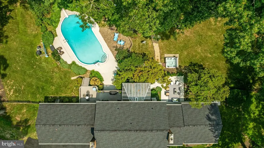 10618 Shadow Ln, Fairfax Station, VA 22039 - #3