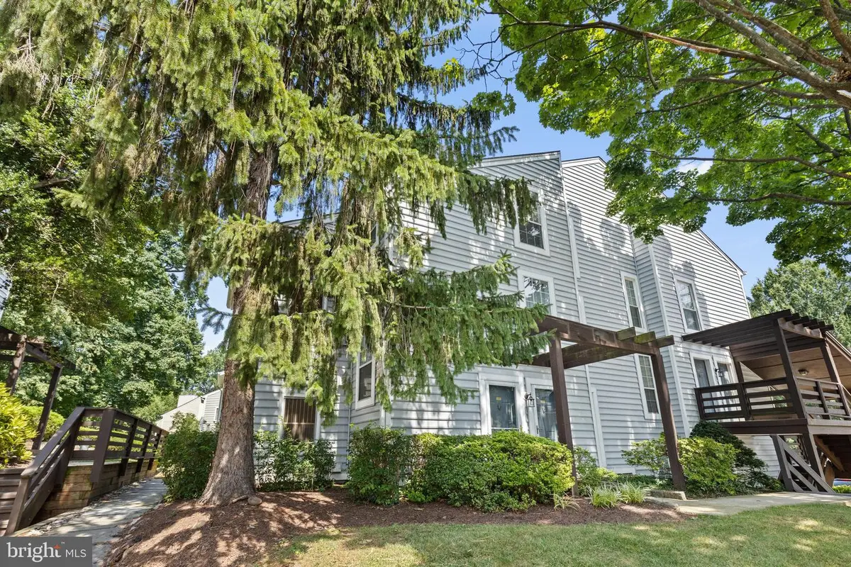 10178 Oakton Terrace Rd #178, Oakton, VA 22124 - #1