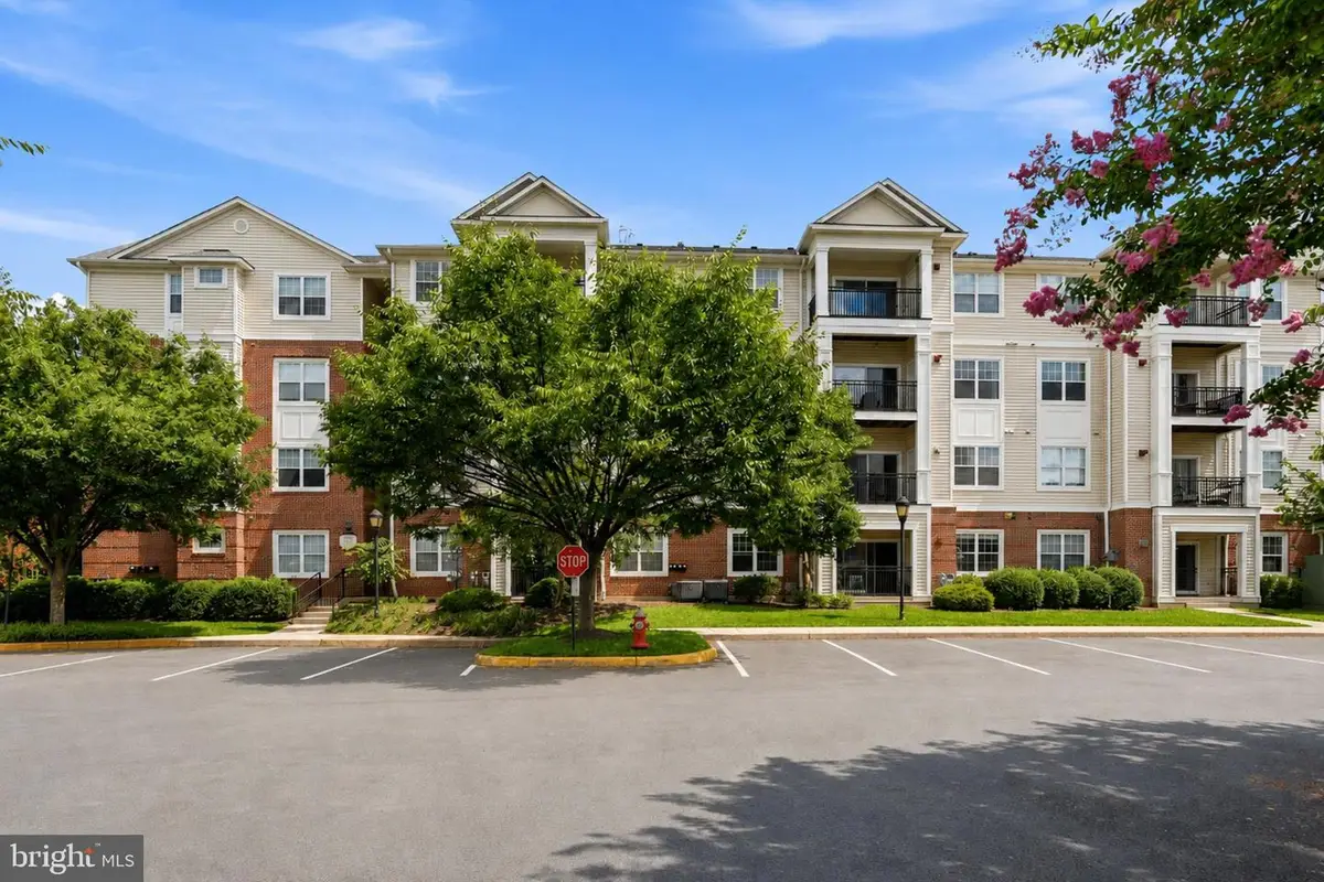 12953 Centre Park Cir #120, Herndon, VA 20171 - #1