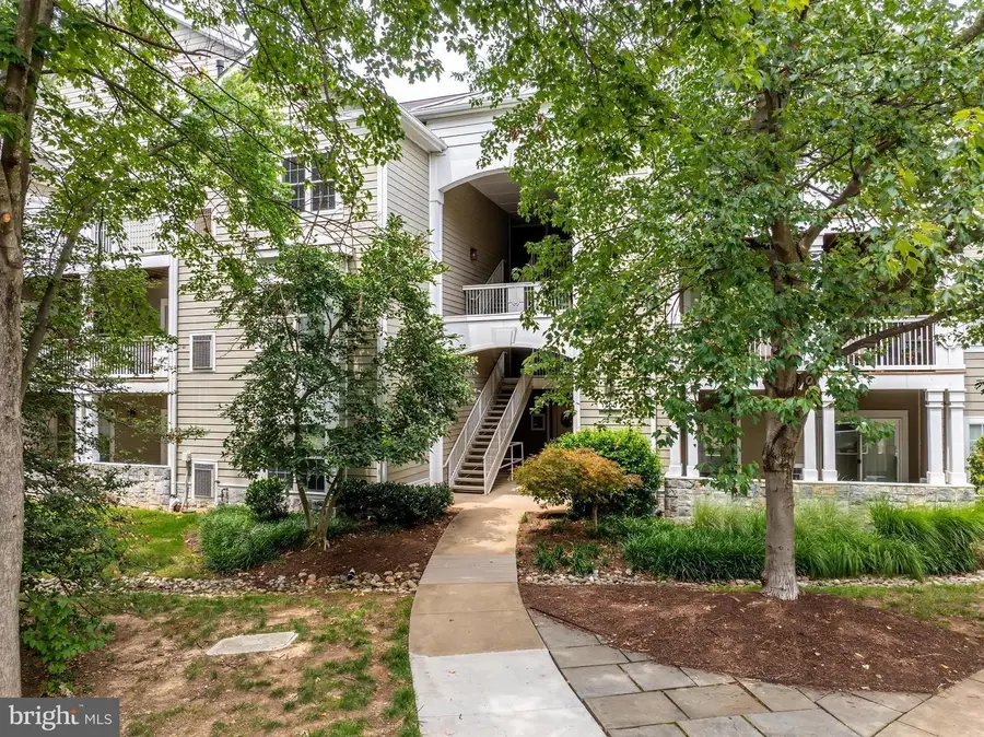 1700 Lake Shore Crest Dr #25, Reston, VA 20190 - #3