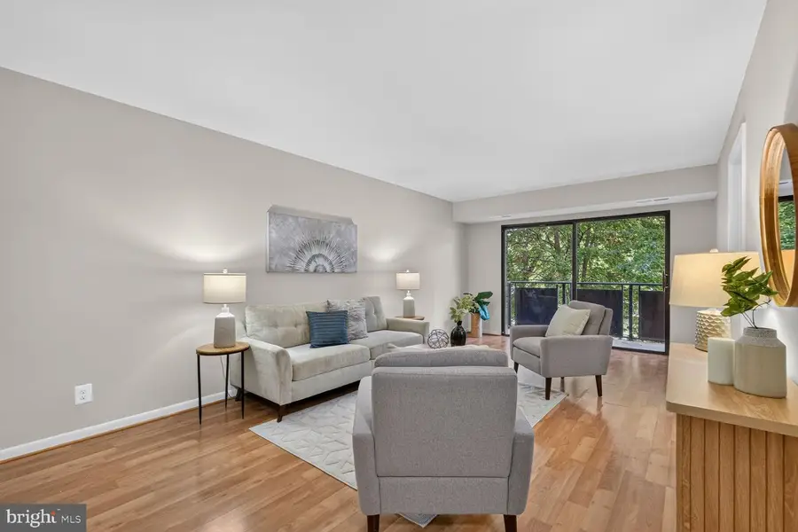 3100 Manchester St #220, Falls Church, VA 22044 - #2