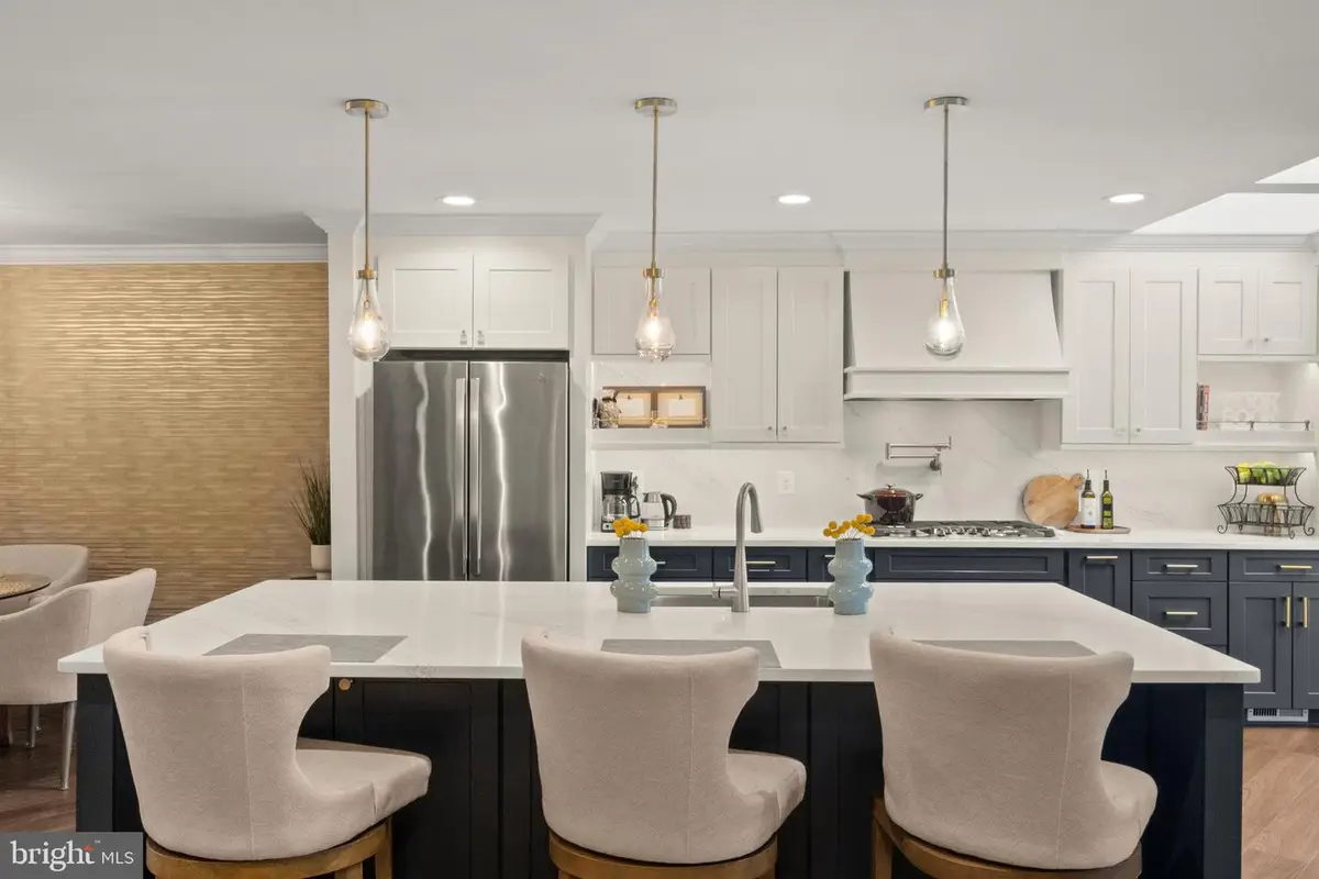6258 Masefield Ct, Alexandria, VA 22304 - #1