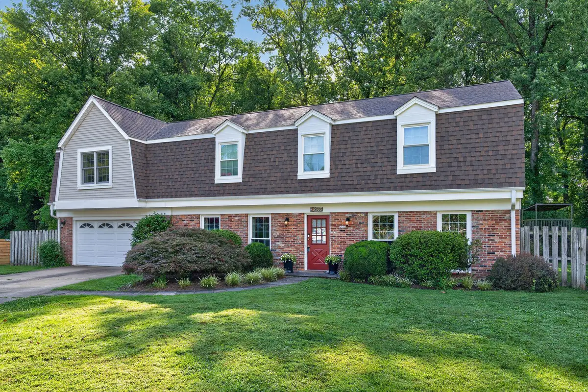 8000 Woodcroft Ct, Dunn Loring, VA 22027 - #1