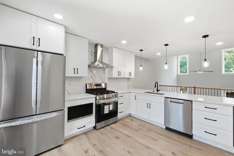 7559 Chrisland Cv, Falls Church, VA 22042 - #3