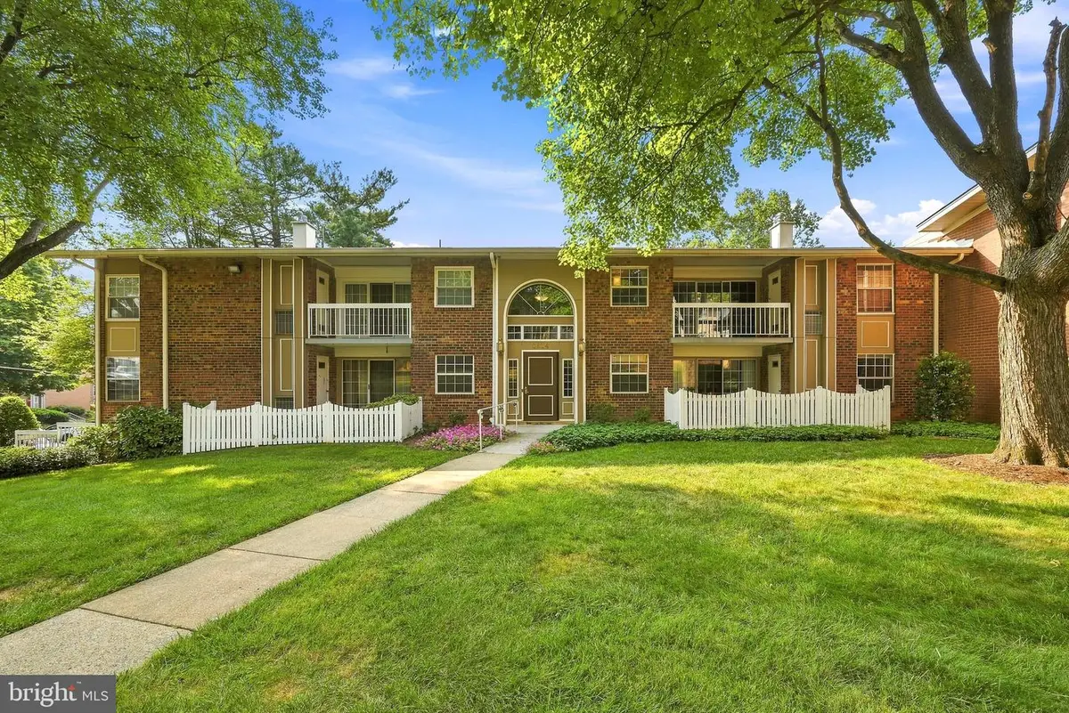 1914 Wilson #204, McLean, VA 22102 - #1