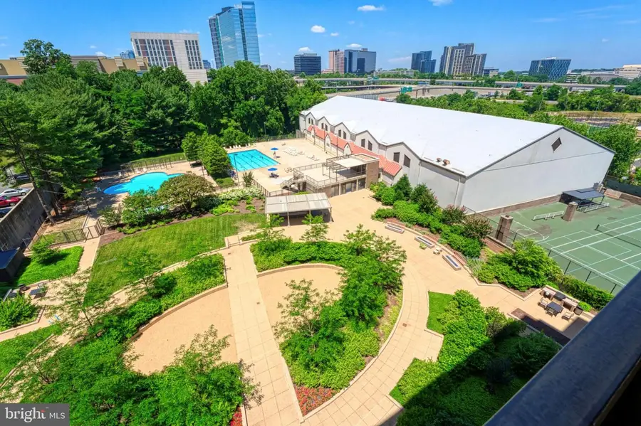 1800 Old Rd #1021, McLean, VA 22102 - #2