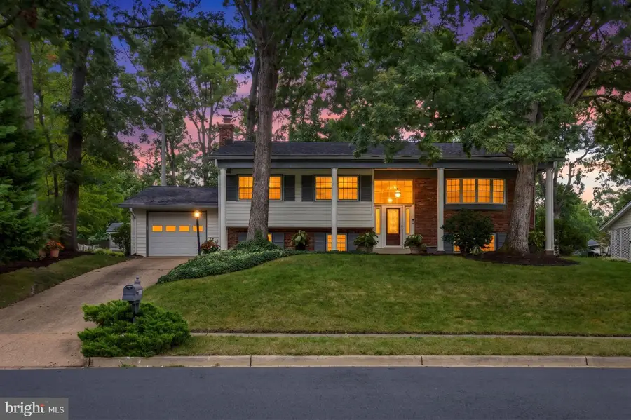 5018 Portsmouth Rd, Fairfax, VA 22032 - #2