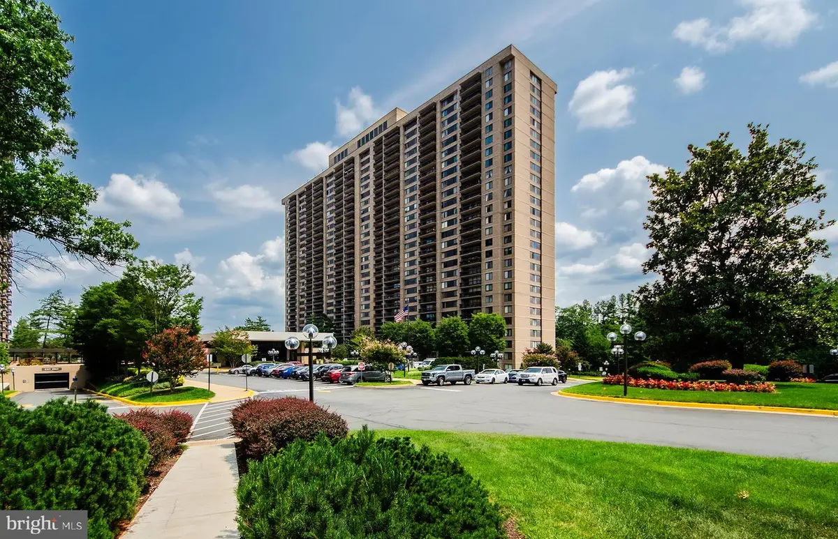 3705 S George Mason Dr #902s, Falls Church, VA 22041 - #1