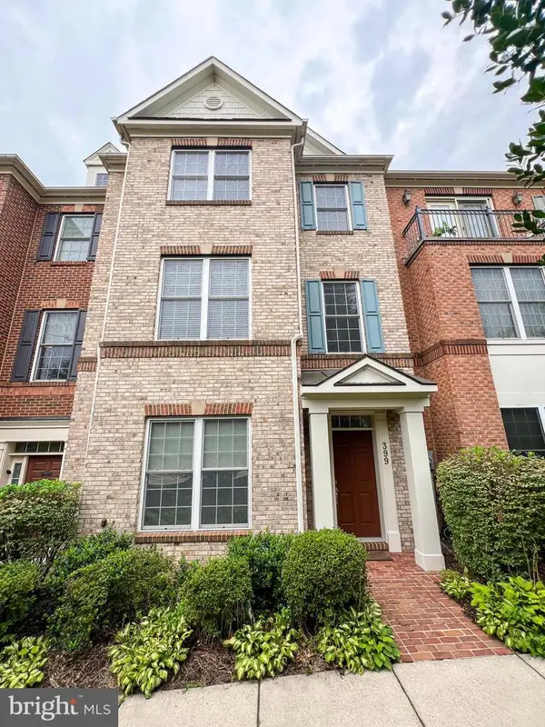 399 Spring St, HERNDON, VA 20170
