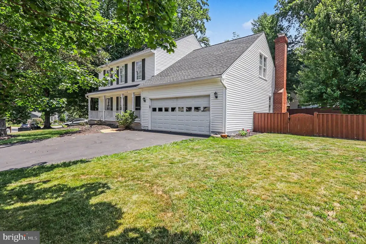 8019 Oak Bridge Ln, Fairfax Station, VA 22039 - #1