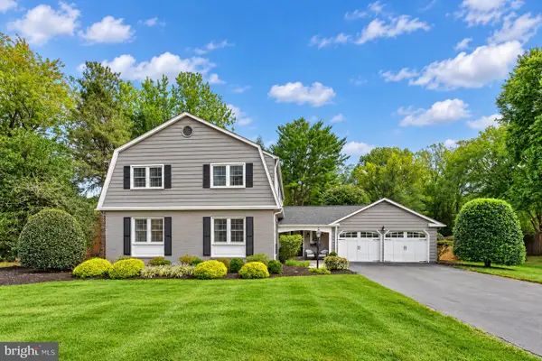 10309 Hunt Country Ln, VIENNA, VA 22182