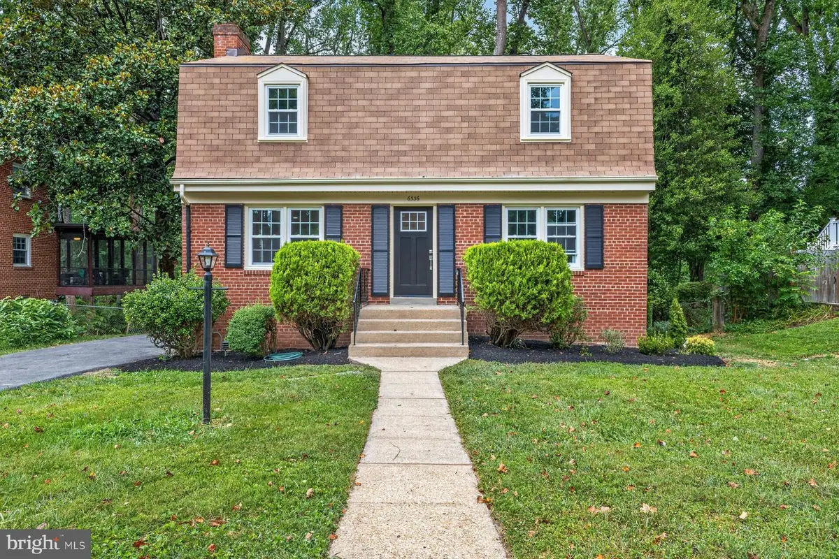 6536 Oakwood Dr, Falls Church, VA 22041 - #1