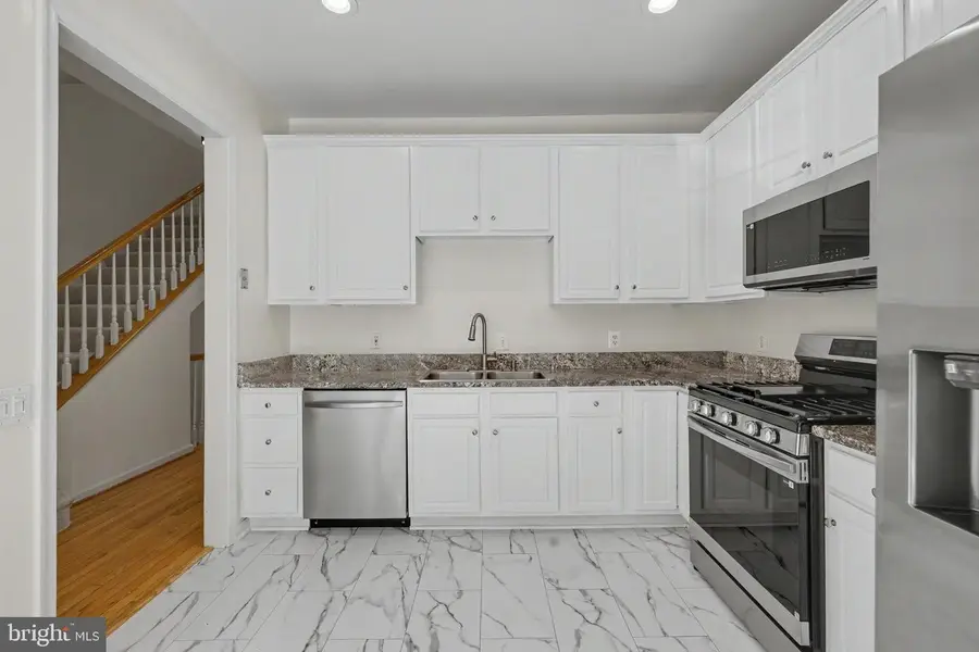 5438 Summer Leaf Ln, Alexandria, VA 22312 - #3