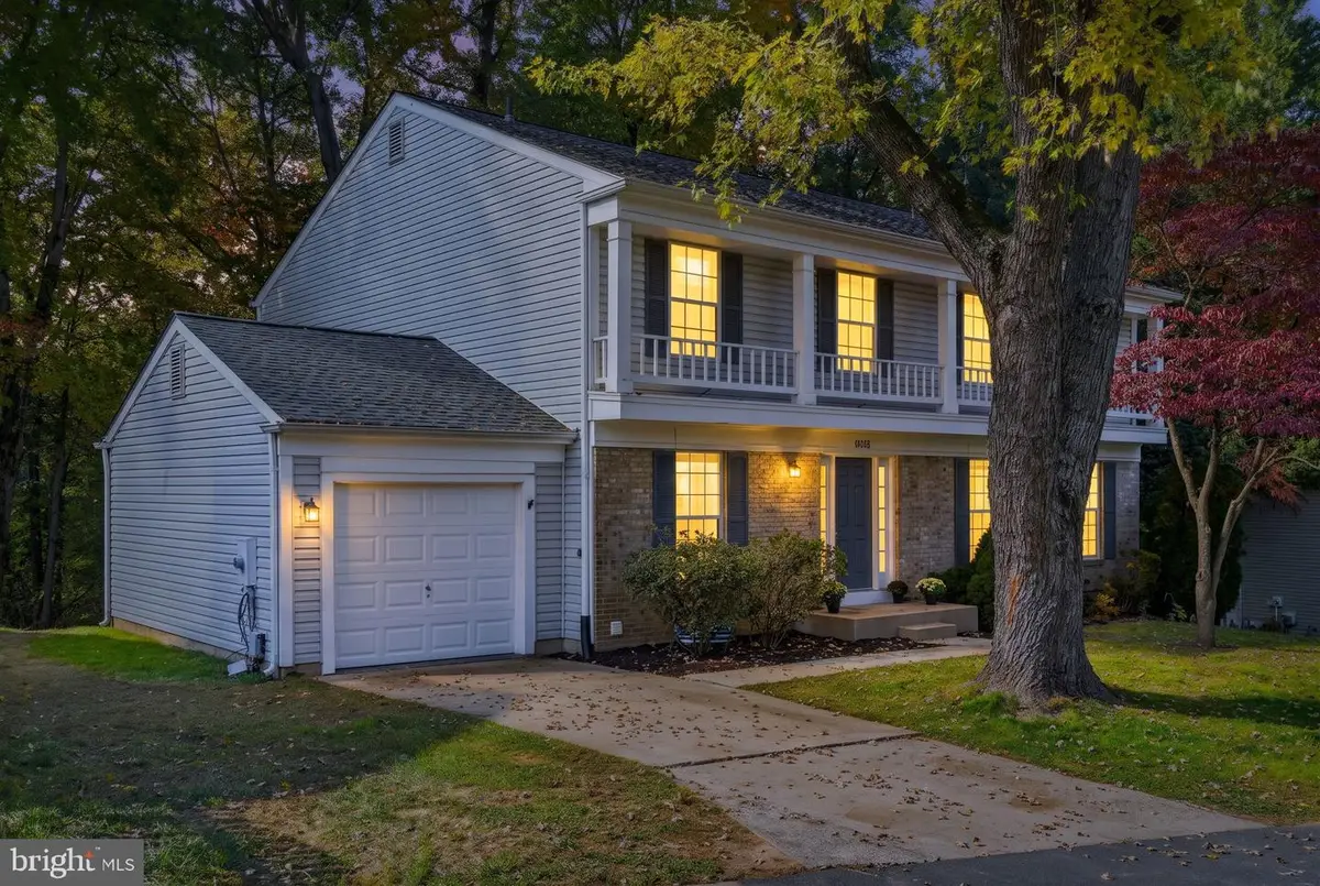 10556 Reeds Landing Cir, Burke, VA 22015 - #1