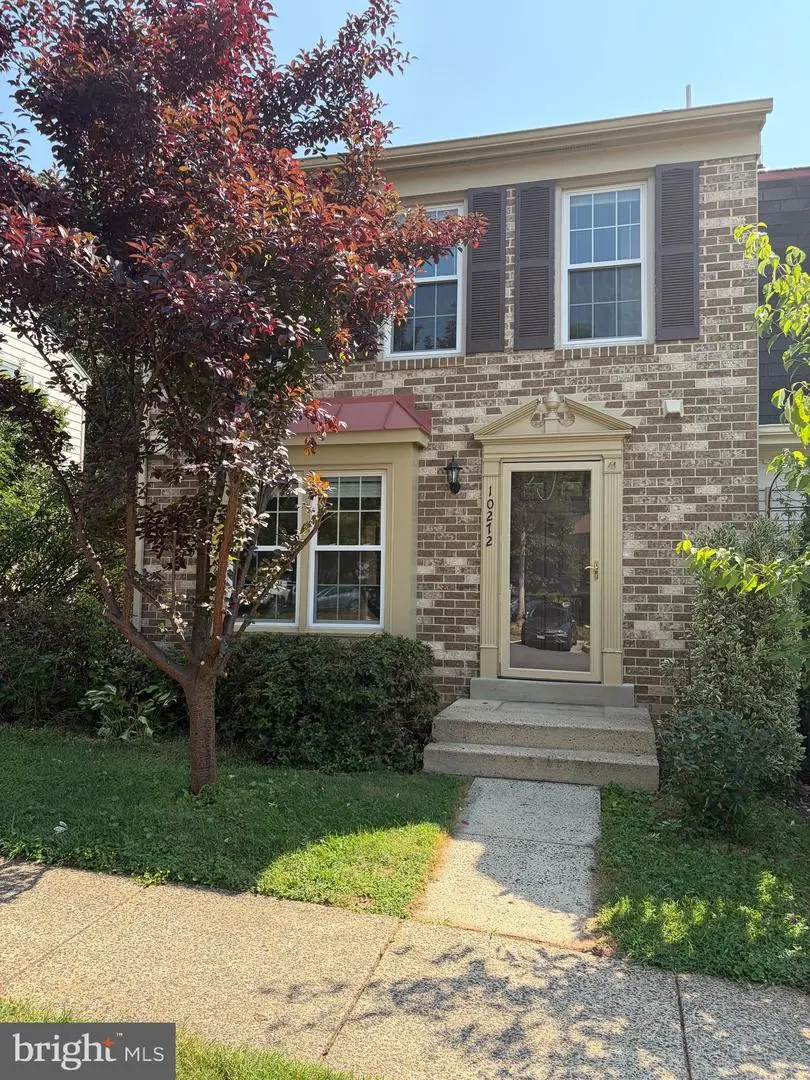 10272 Colony Park Dr, Fairfax, VA 22032 - #1