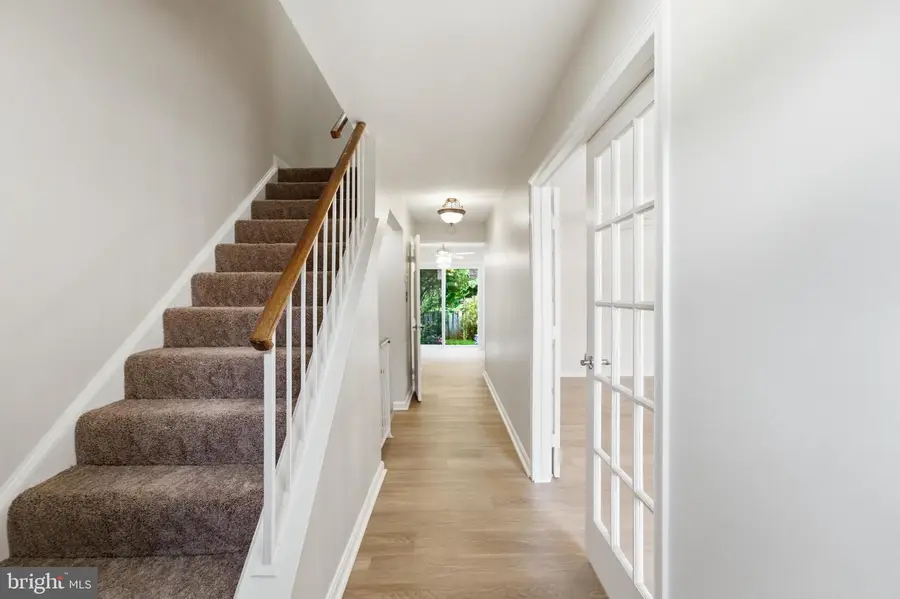 10272 Latney Rd, Fairfax, VA 22032 - #3