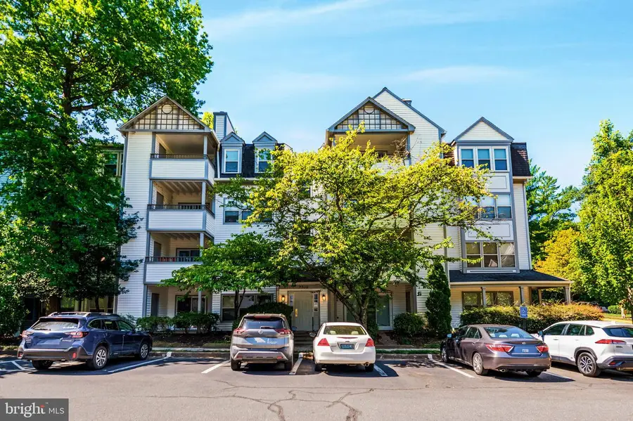 7033 Lafayette Dr #55, Annandale, VA 22003 - #2