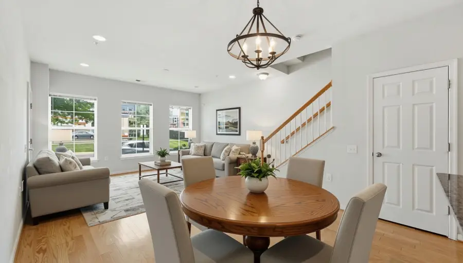 2939 Finsbury Pl #103, Fairfax, VA 22031 - #2