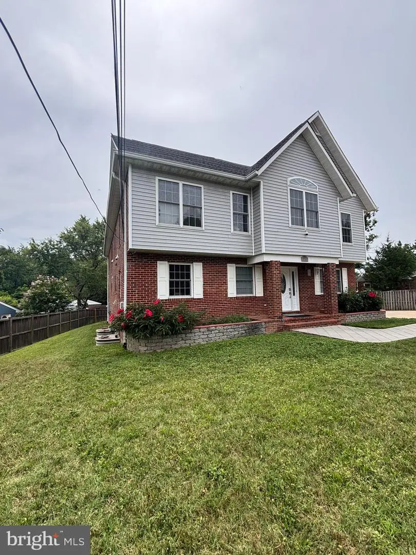 6219 Crestwood Dr, Alexandria, VA 22312 - #2