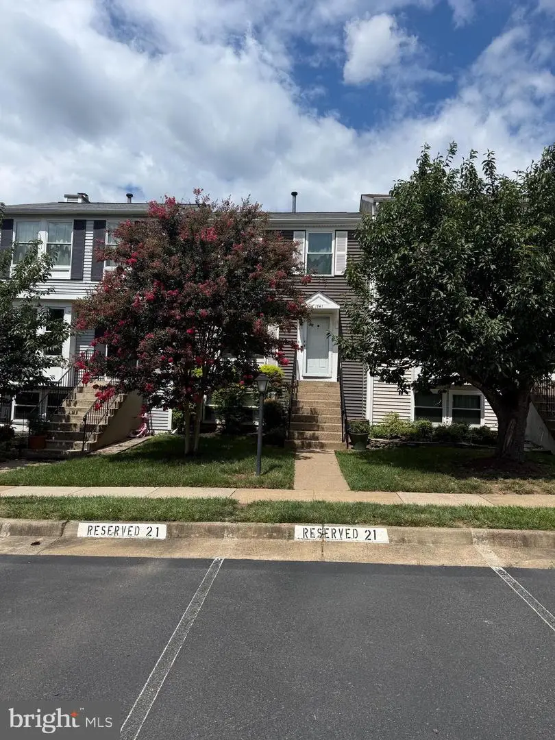 1741 Sundance Dr, Reston, VA 20194 - #1