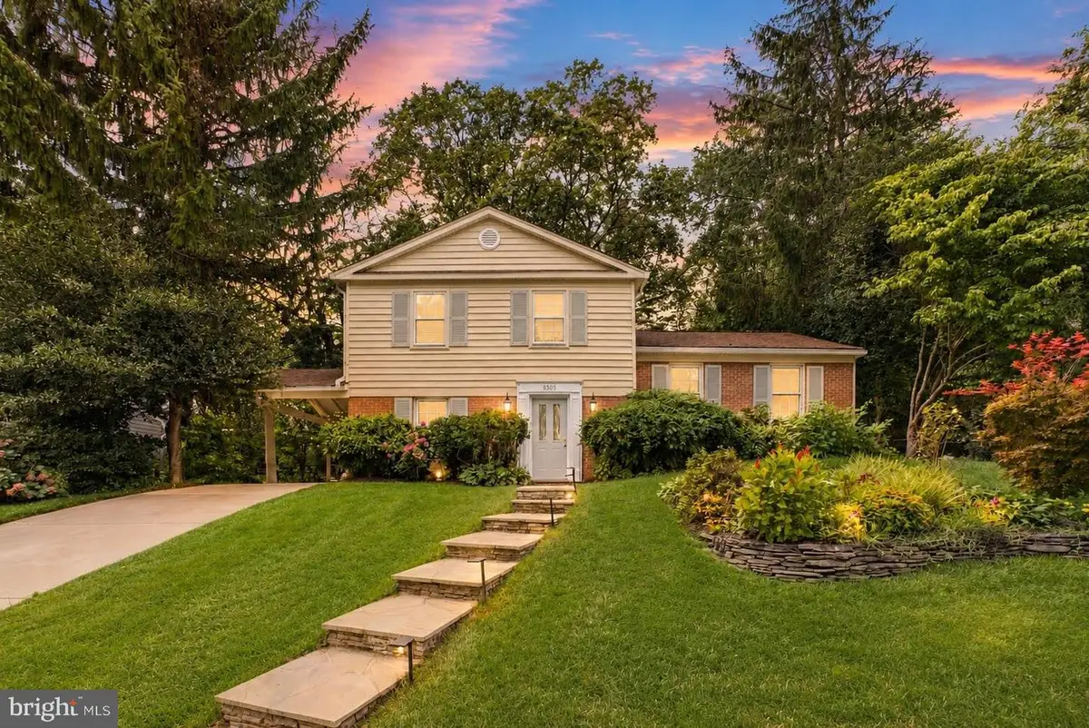 8305 Briar Creek Dr, Annandale, VA 22003 - #1