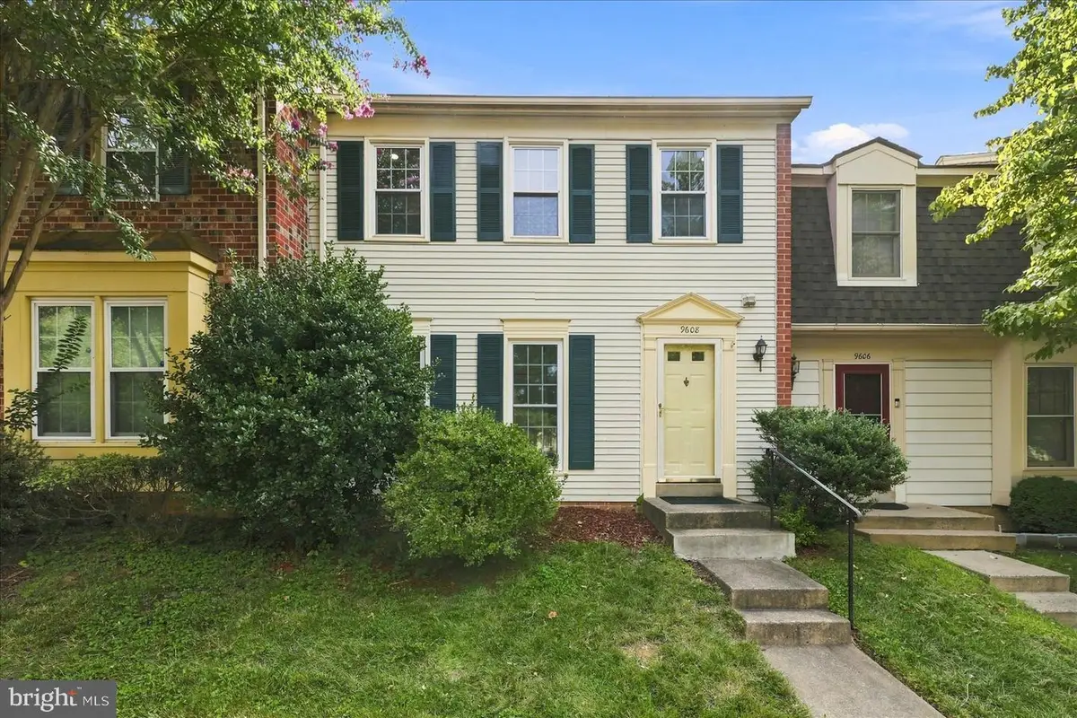 9608 Masterworks Dr, Vienna, VA 22181 - #1