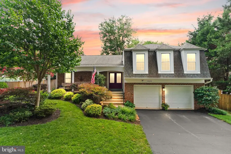 13459 Stream Valley Dr, Chantilly, VA 20151 - #2