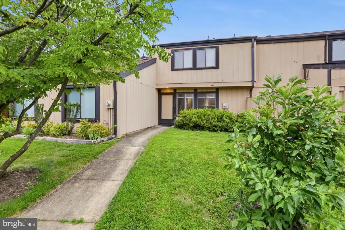 3114 Babashaw Ct, Fairfax, VA 22031 - #1