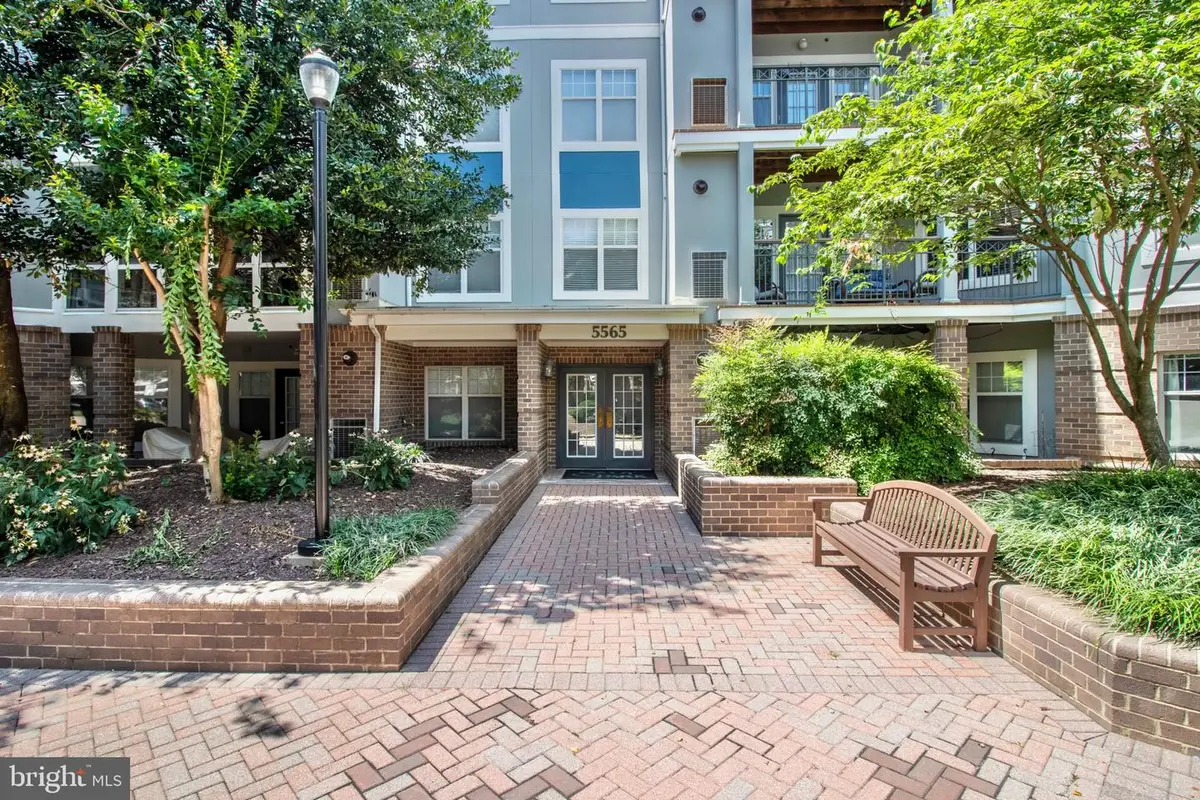 5565 Seminary Rd #415, Falls Church, VA 22041 - #1