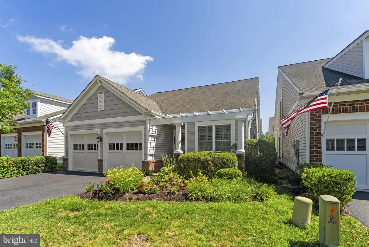 8404 Mountain Larkspur, Lorton, VA 22079 - #1