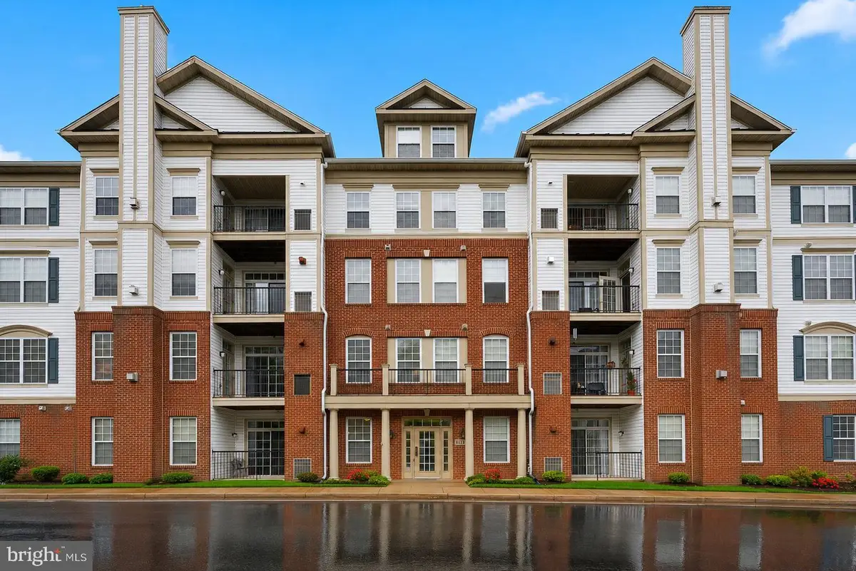 11565 Cavalier Landing Ct #401, Fairfax, VA 22030 - #1