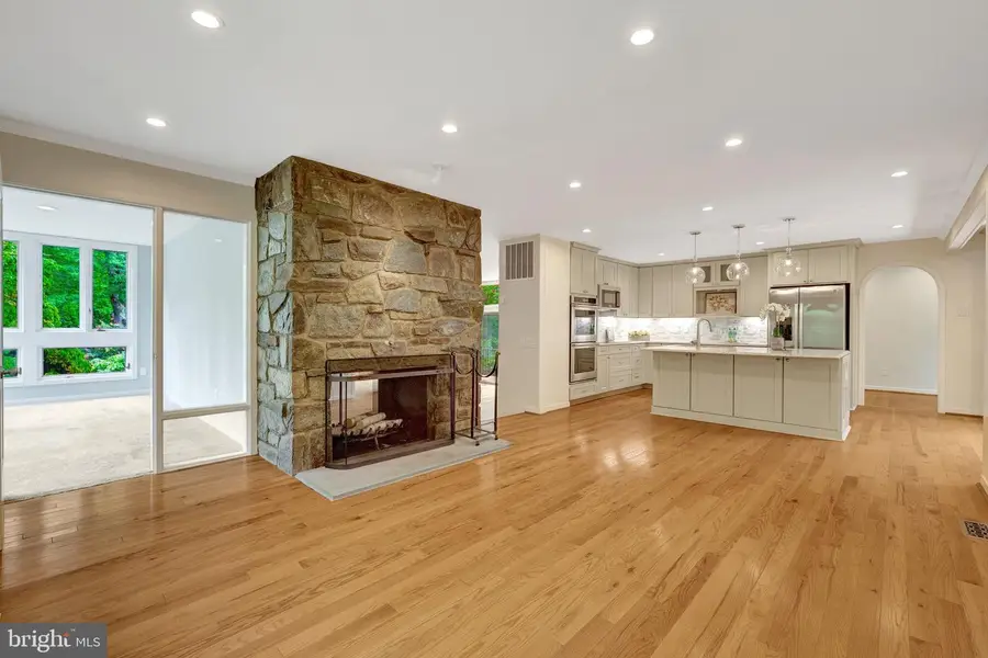 6952 Kyleakin Ct, McLean, VA 22101 - #3