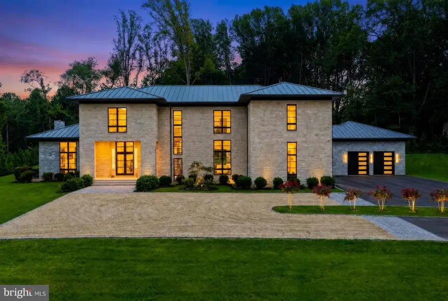1036 Towlston Rd, McLean, VA 22102 - #2