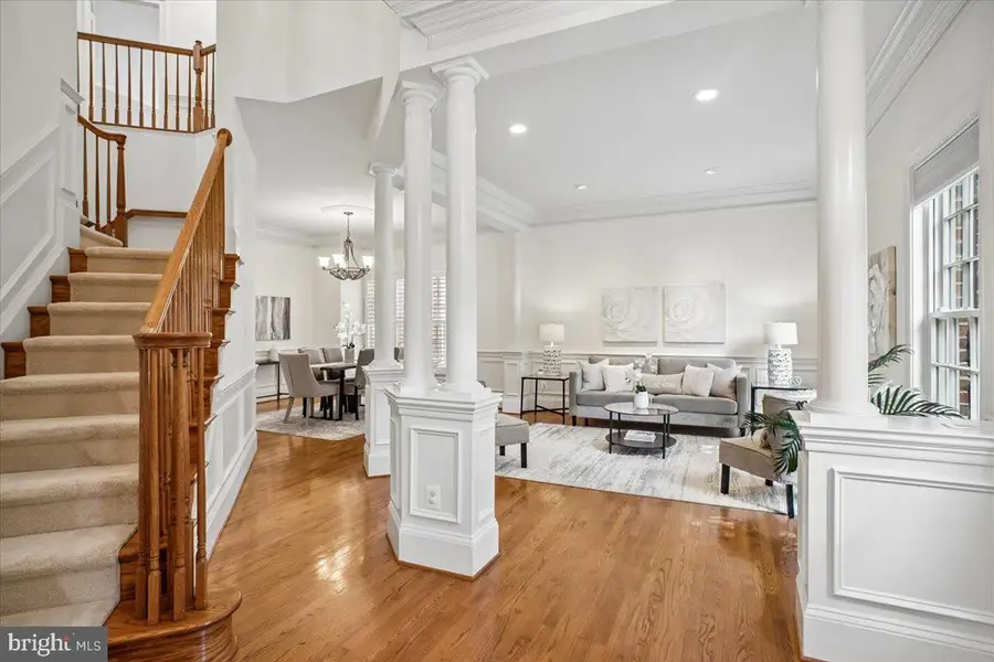 9870 Palace Green Way, Vienna, VA 22181 - #3