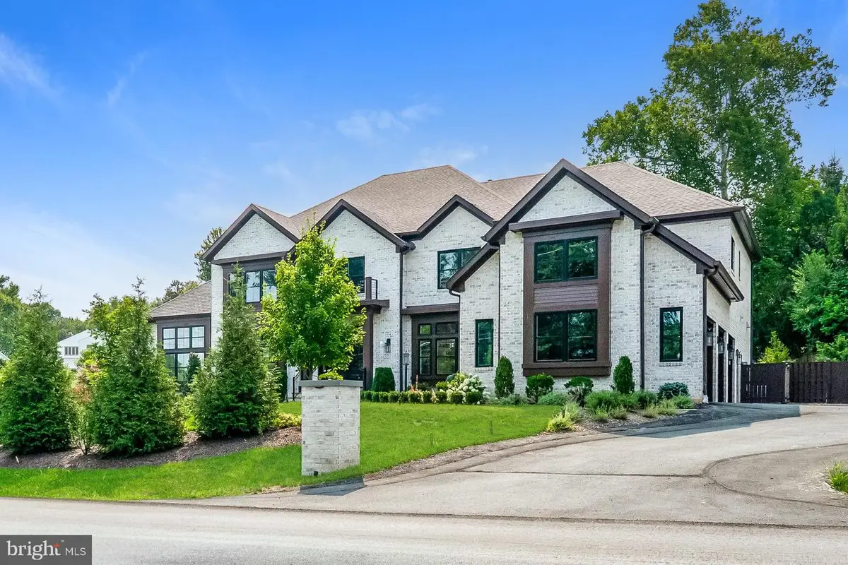 1339 Beulah Rd, Vienna, VA 22182 - #1
