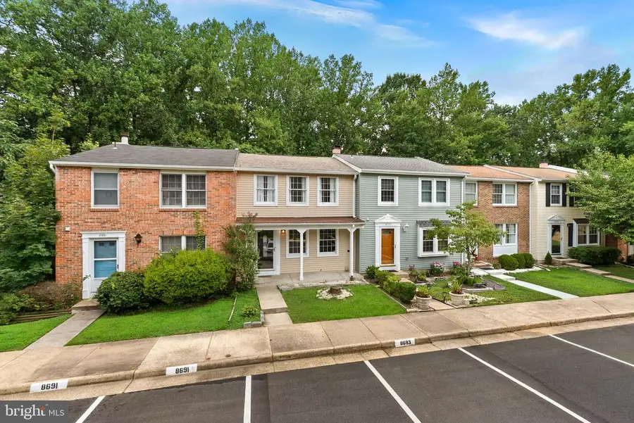 8693 Bent Arrow Ct, Springfield, VA 22153 - #3