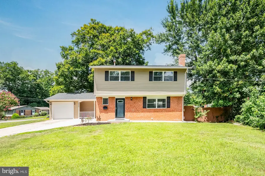 5520 Southampton Dr, Springfield, VA 22151 - #2
