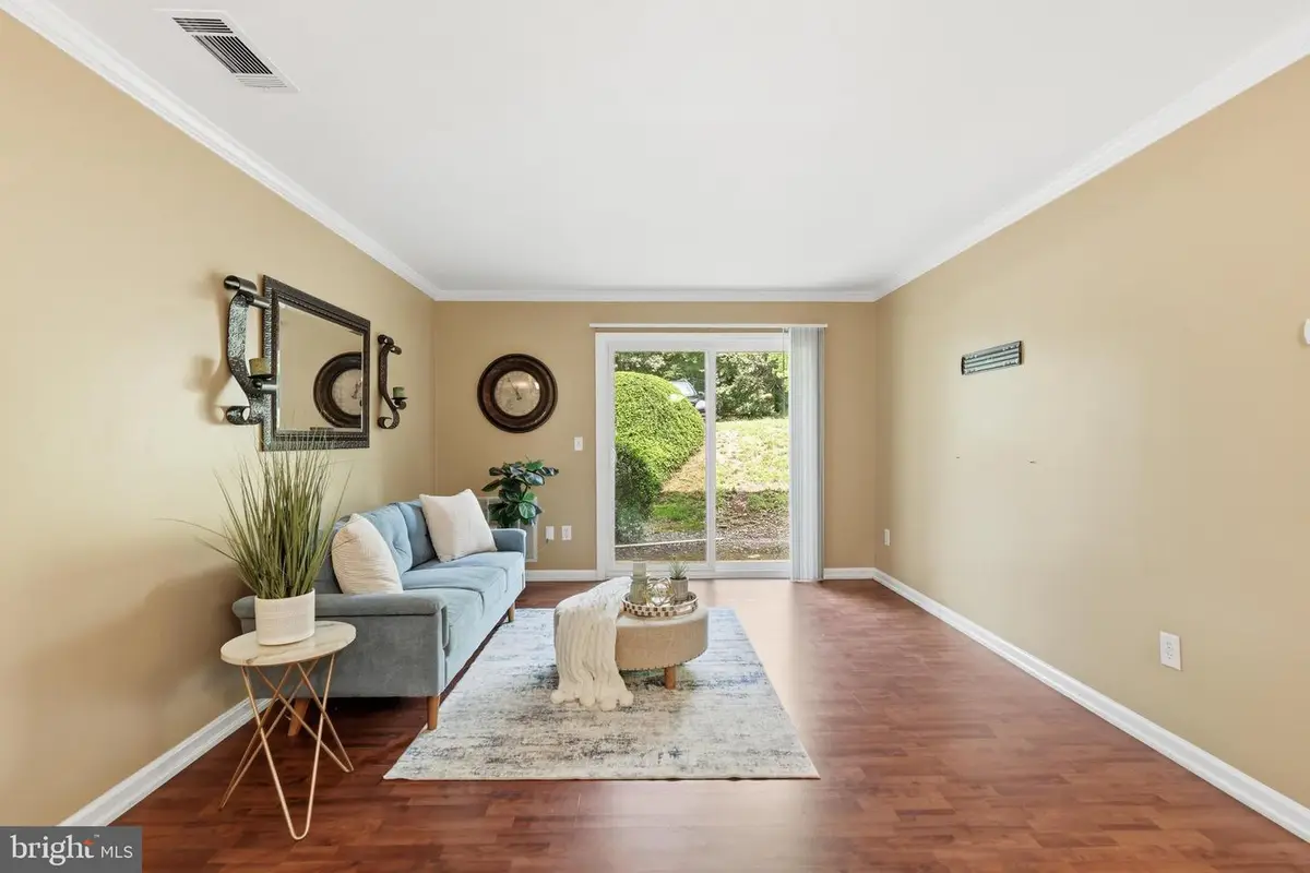 14901 Rydell Rd #101, Centreville, VA 20121 - #1