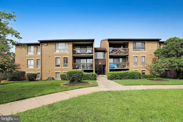 541 Florida Ave #101, HERNDON, VA 20170
