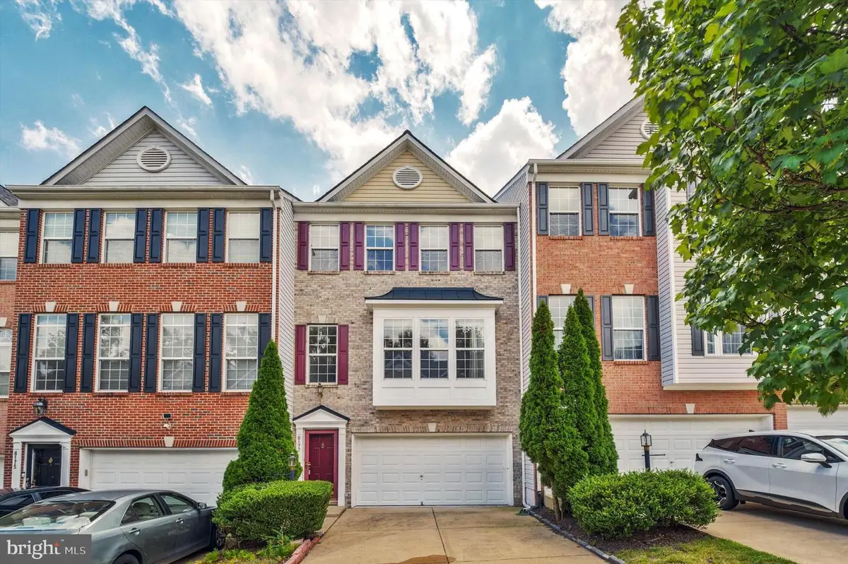 8177 Mccauley Way, Lorton, VA 22079 - #1